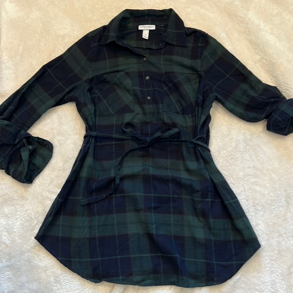 Super cute Maternity flannel top